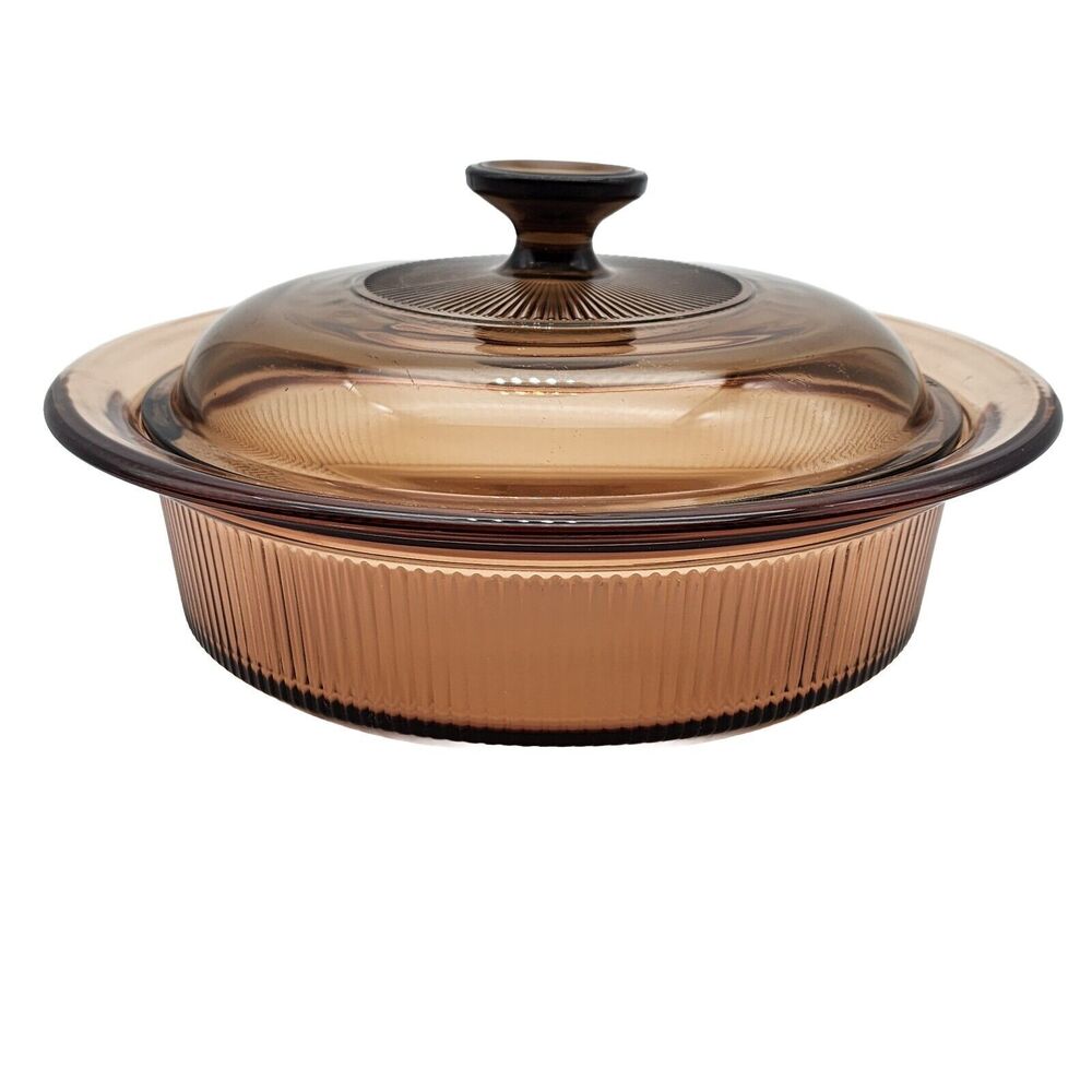 VISION by Corning USA V-32-B 1.5 qt. Amber Casserole w Matching Pyrex Lid 28 EUC